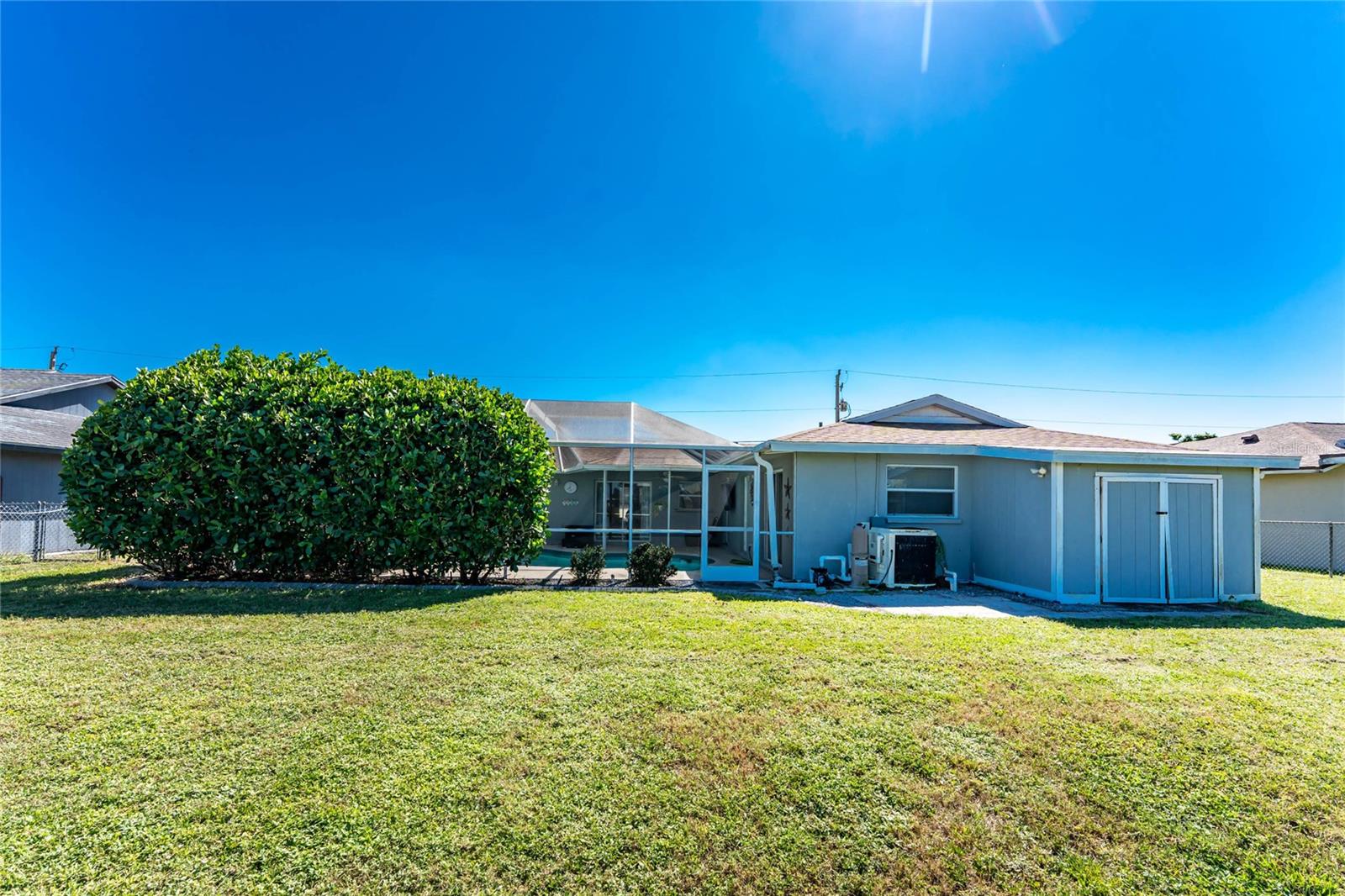 VENICE GARDENS - Residential