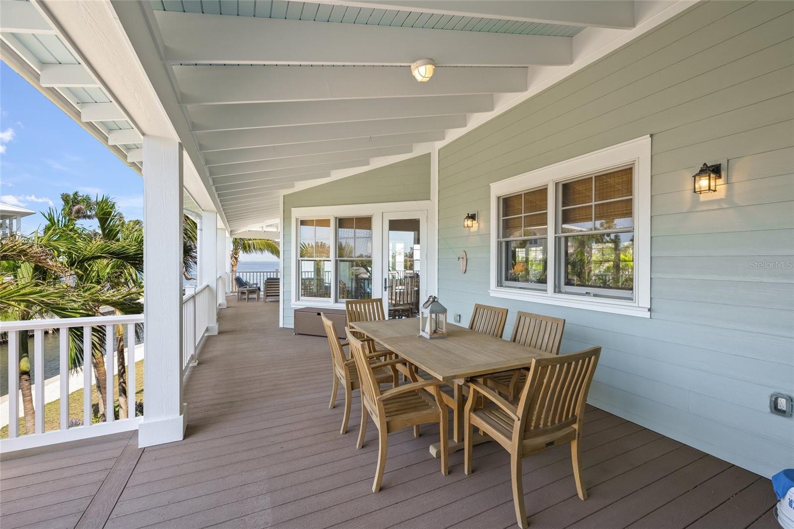 HOLMES BEACH 12TH UNIT - Residential