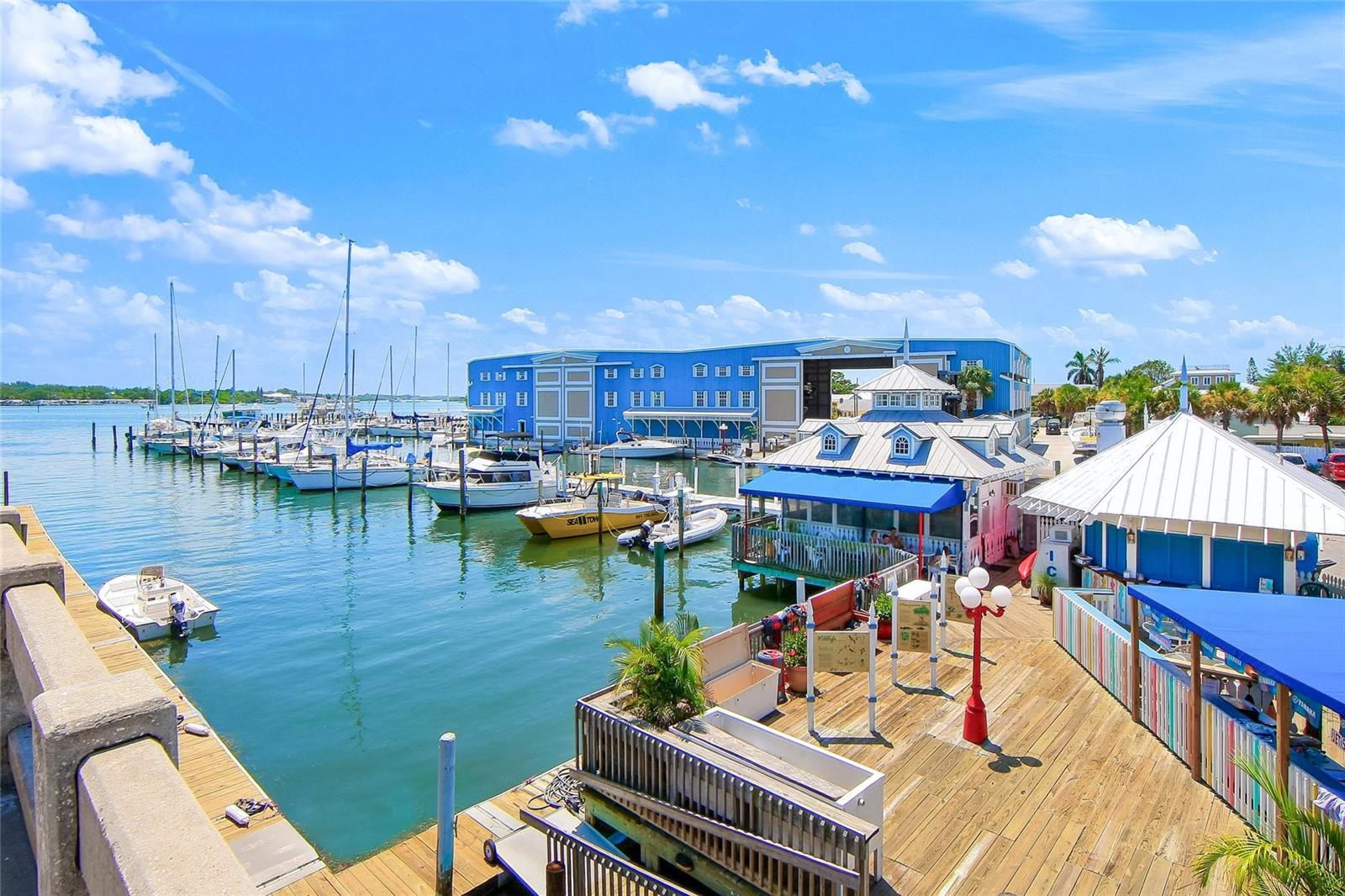 HOLMES BEACH 12TH UNIT - Residential