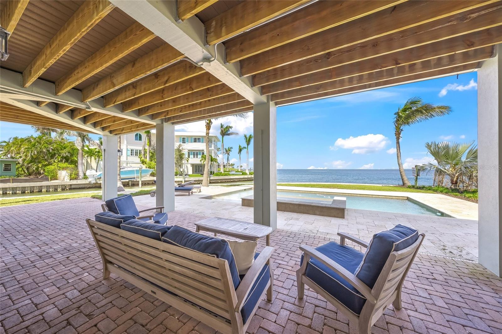 HOLMES BEACH 12TH UNIT - Residential