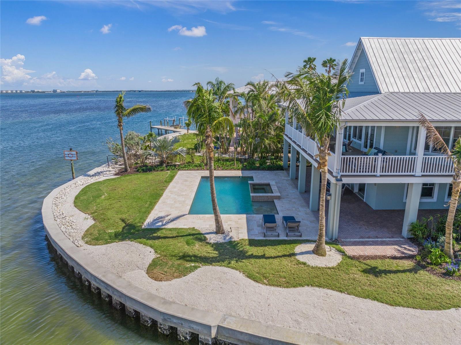HOLMES BEACH 12TH UNIT - Residential