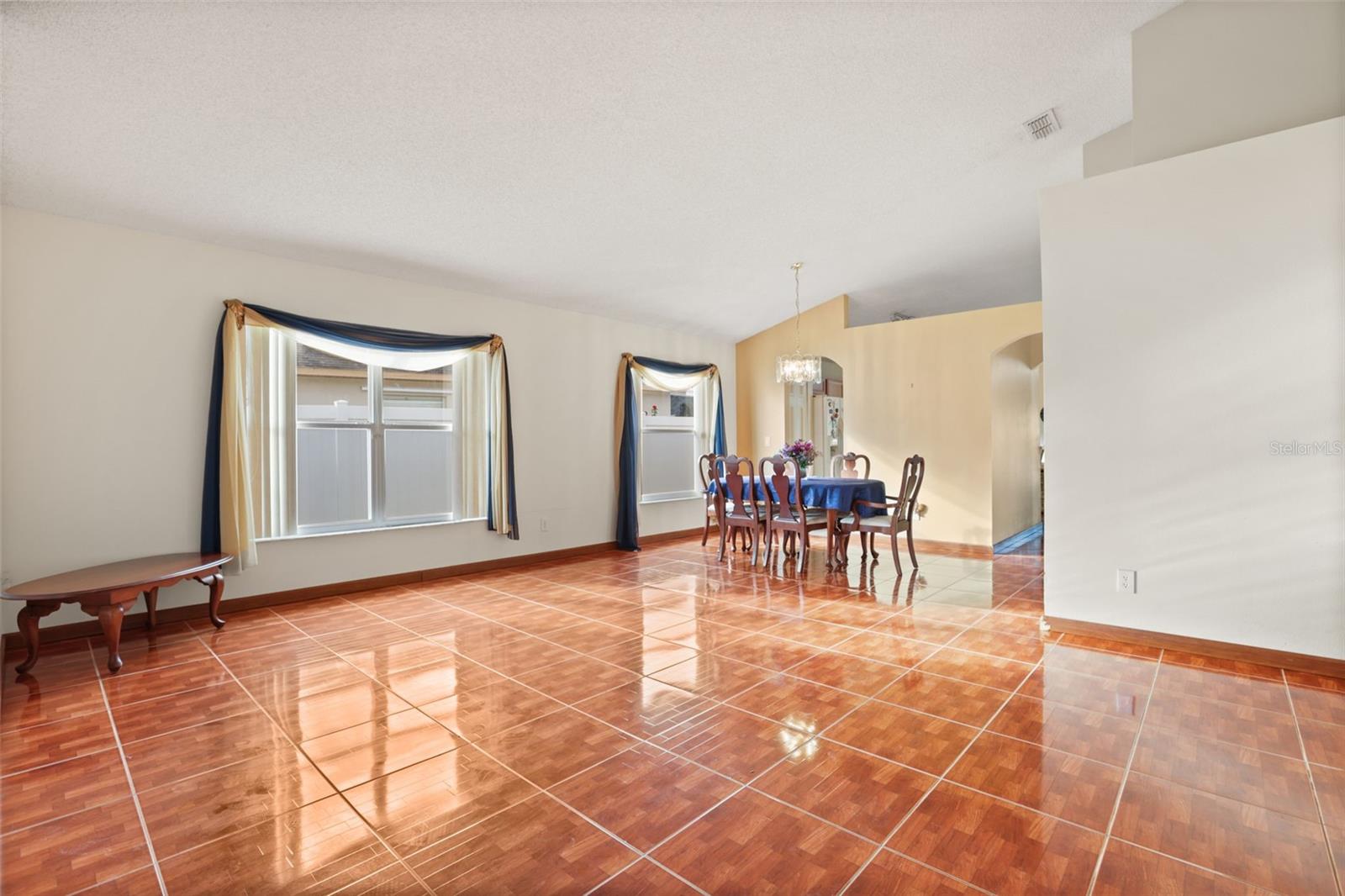 2335 TOPAZ TRAIL