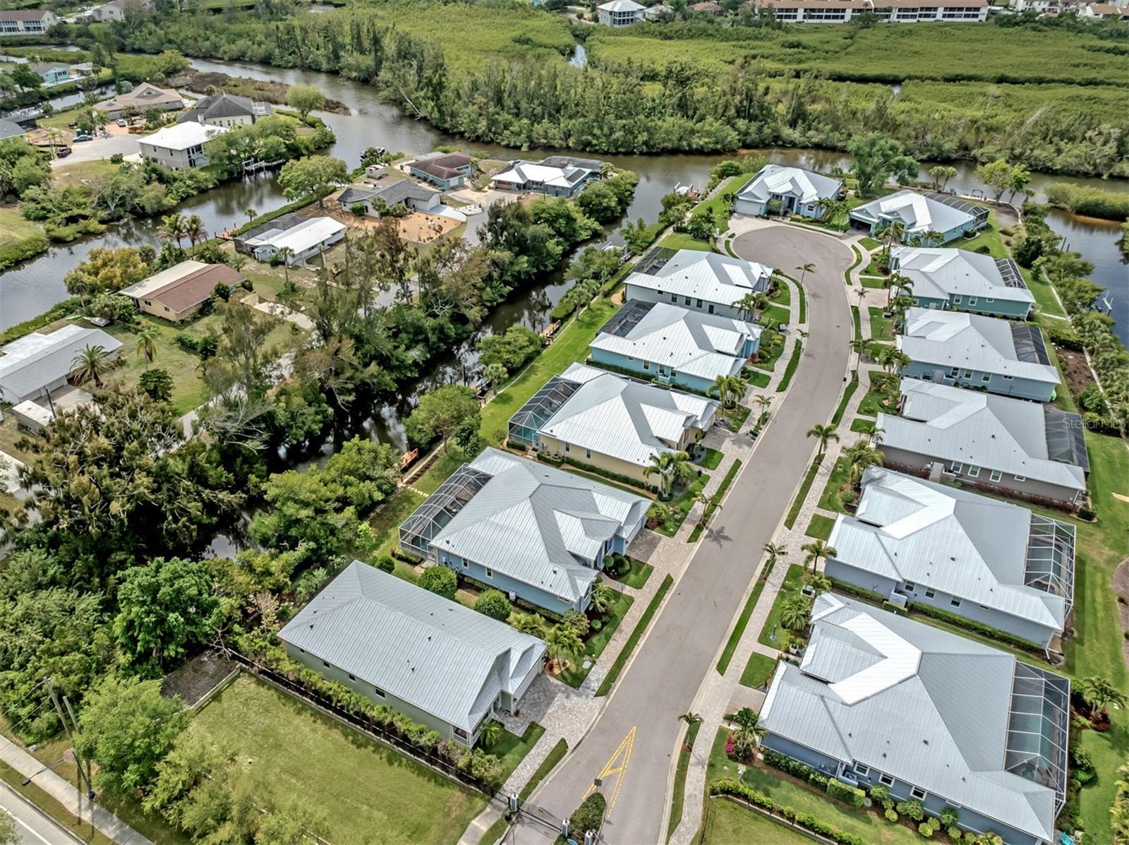 COTTAGES OF CURRY CREEK - Residential