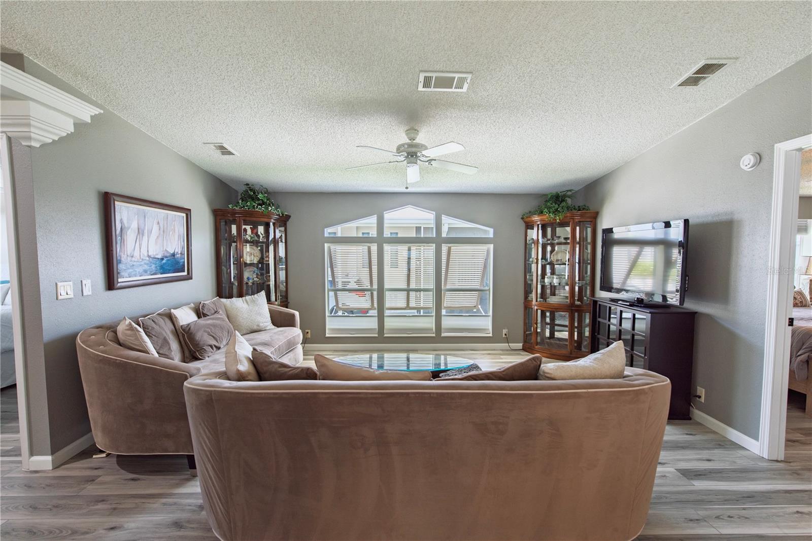 44 WINDMILL BOULEVARD