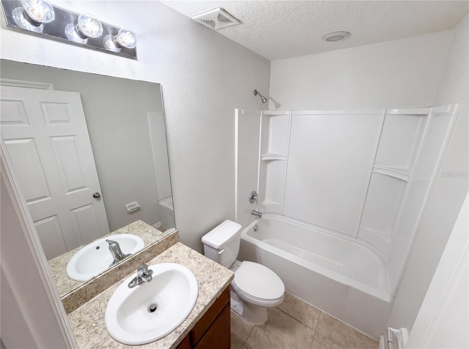 SHERMAN HILLS SEC 3 - Residential