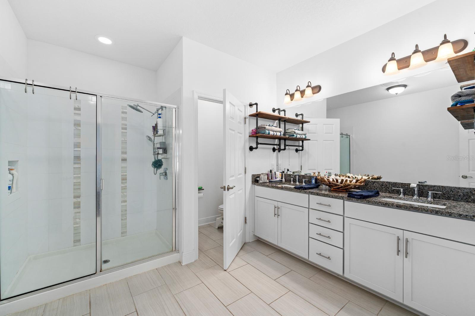 TOWNS AT BELLEAIR GROVE - Residential