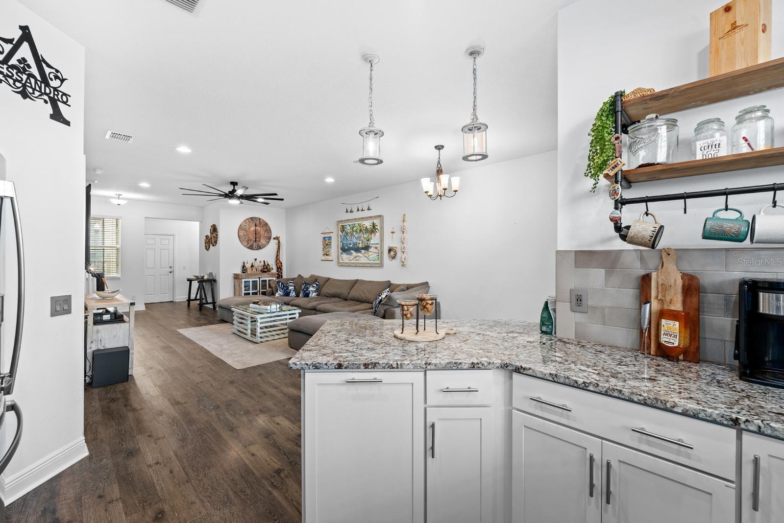 TOWNS AT BELLEAIR GROVE - Residential