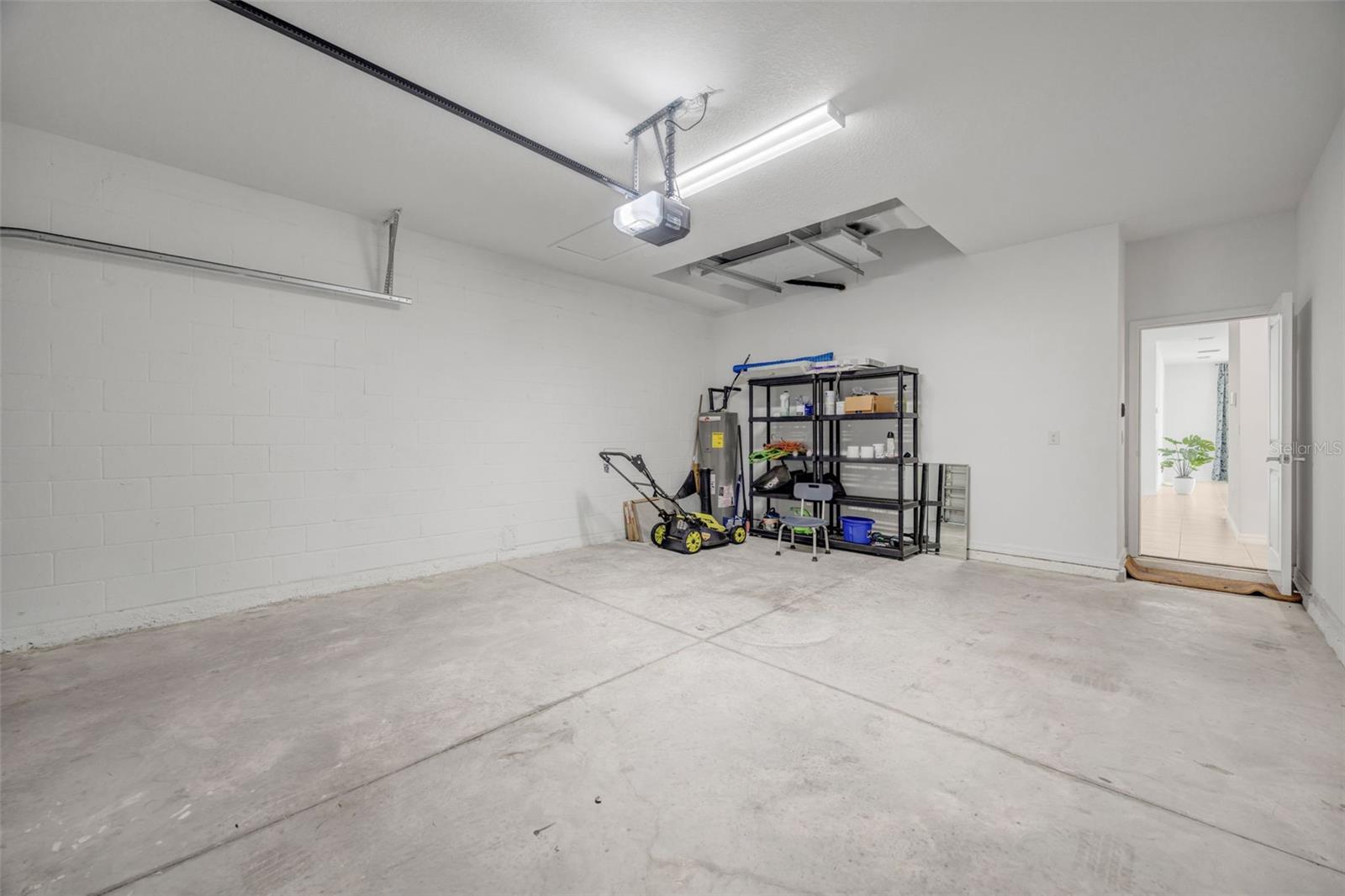 WOODCREEK - Residential Lease