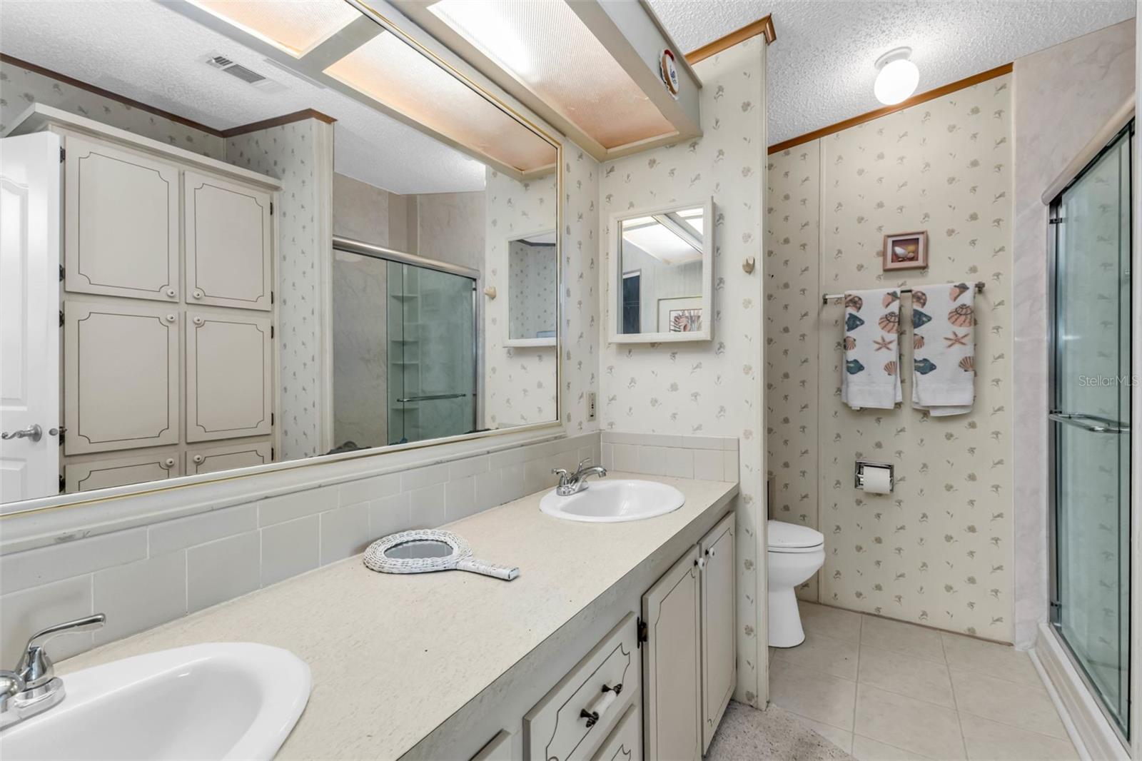 LA CASA MHP CO-OP - Residential