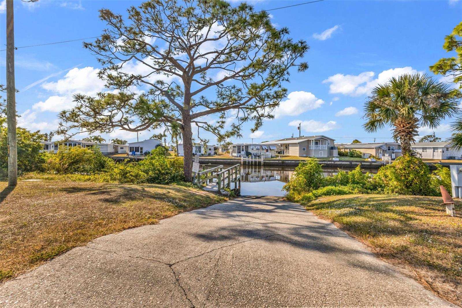 LA CASA MHP CO-OP - Residential