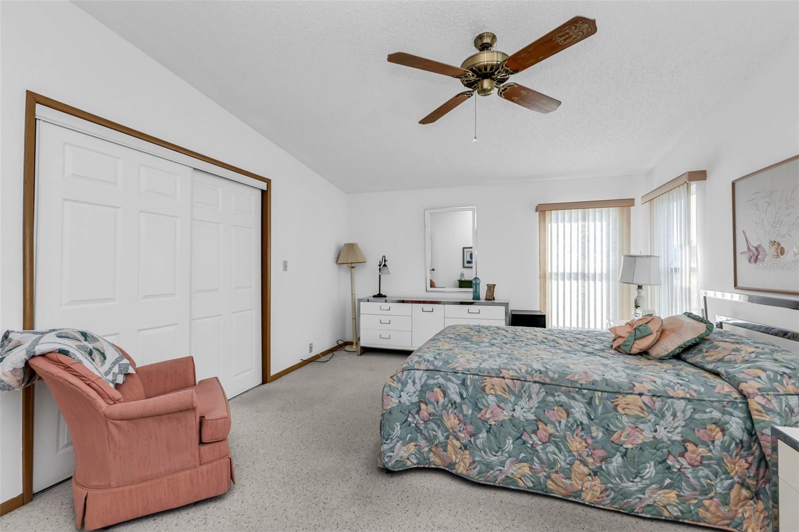 LA CASA MHP CO-OP - Residential