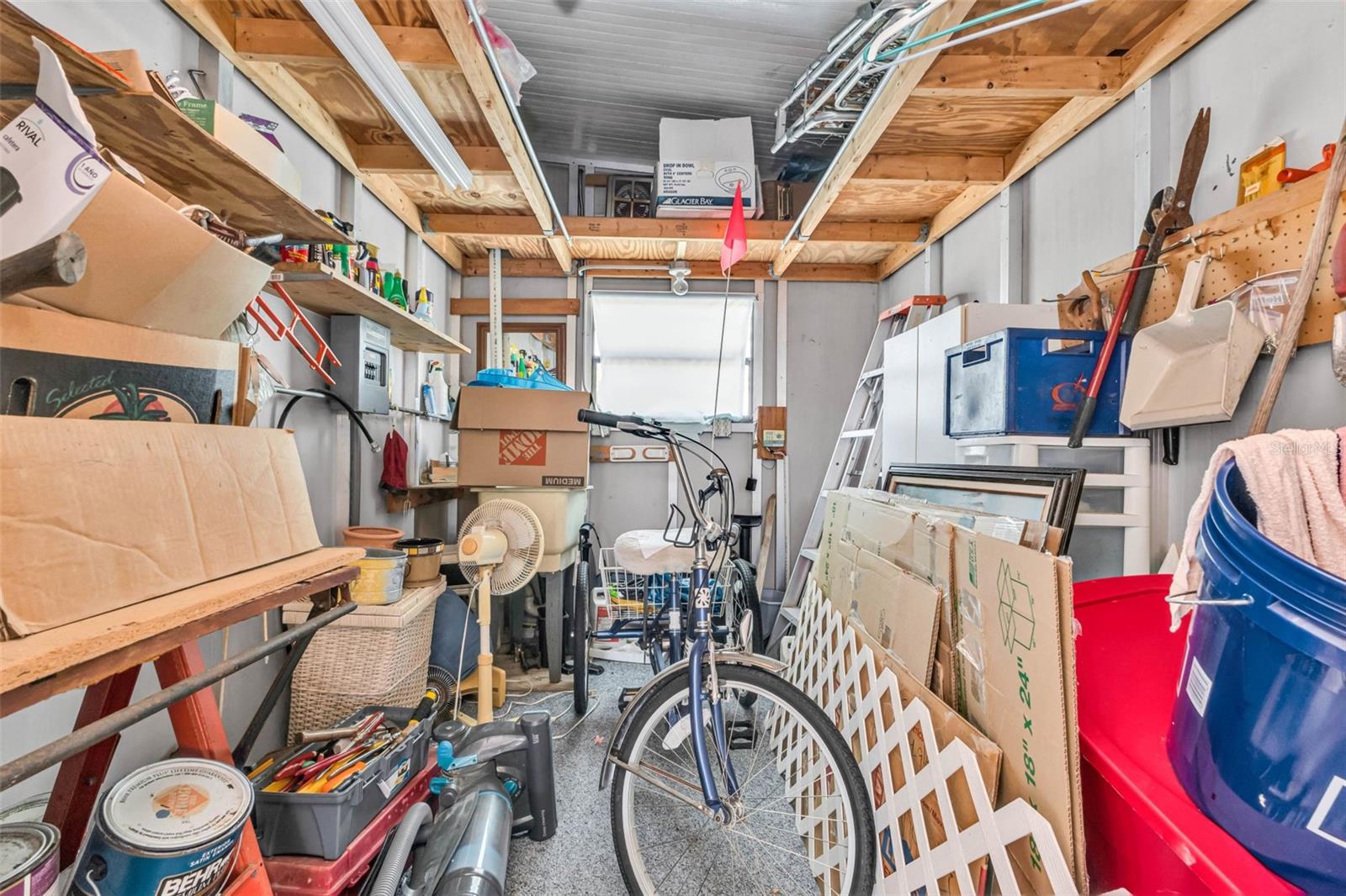 LA CASA MHP CO-OP - Residential