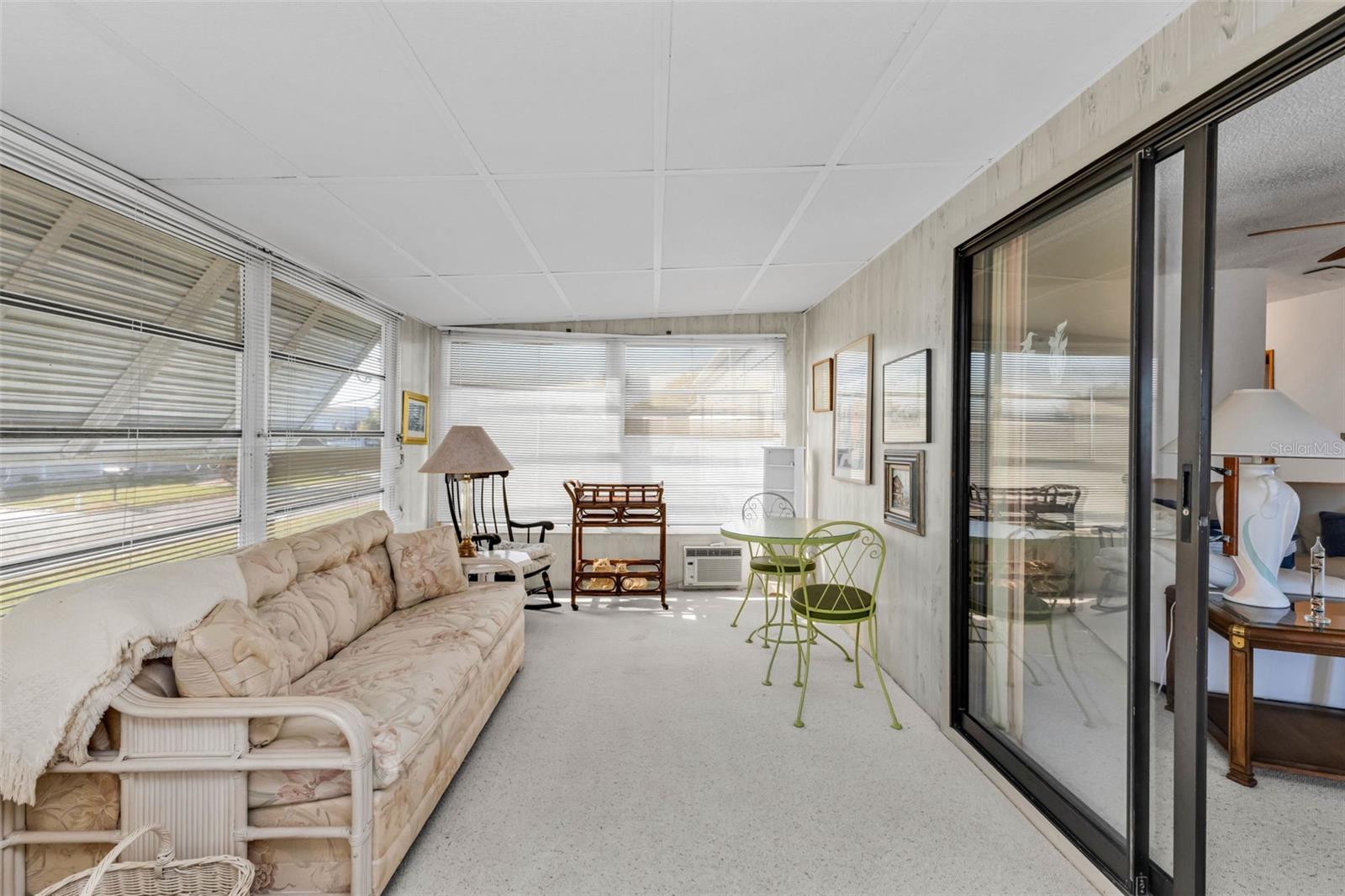 LA CASA MHP CO-OP - Residential