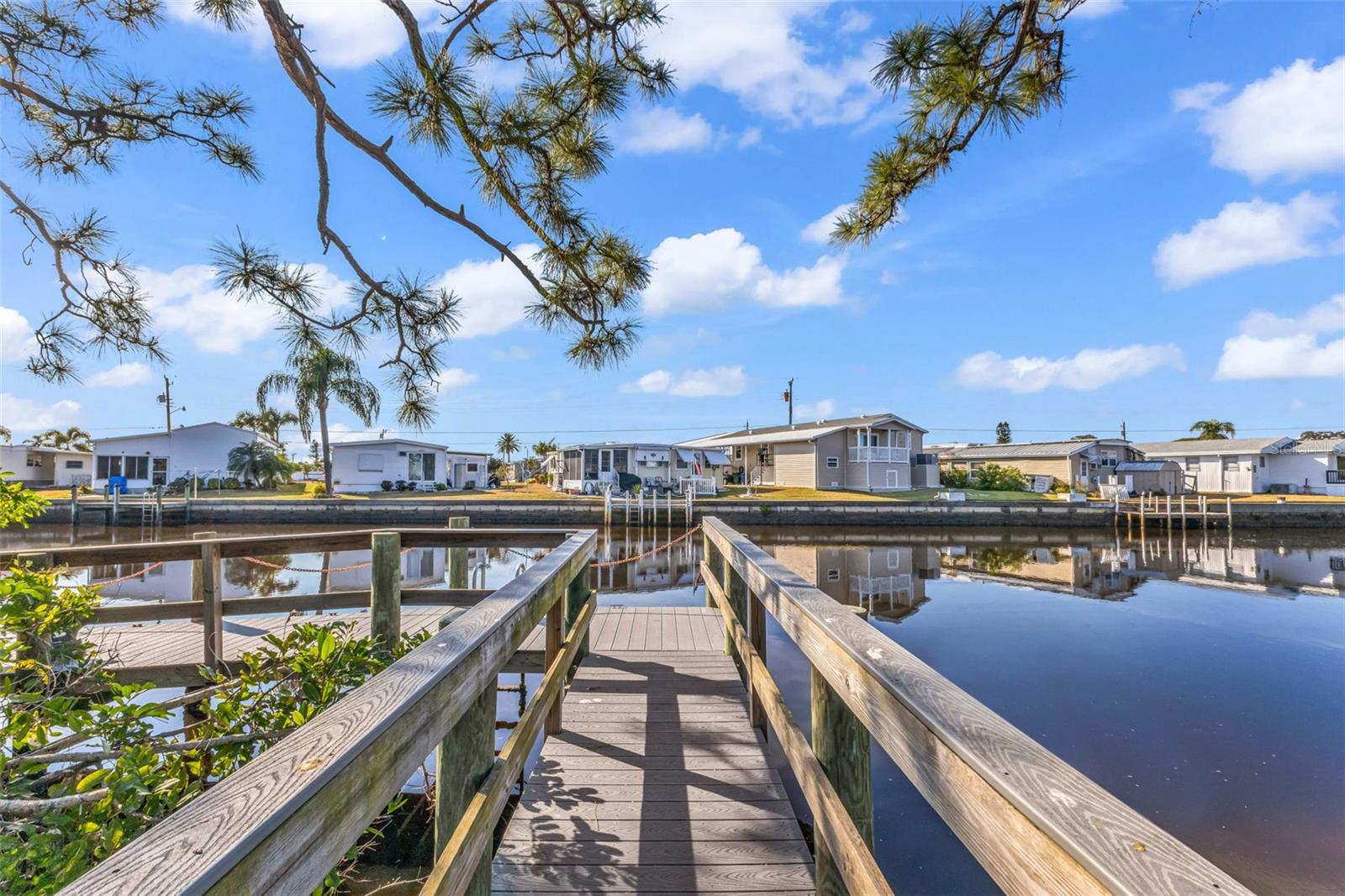 LA CASA MHP CO-OP - Residential