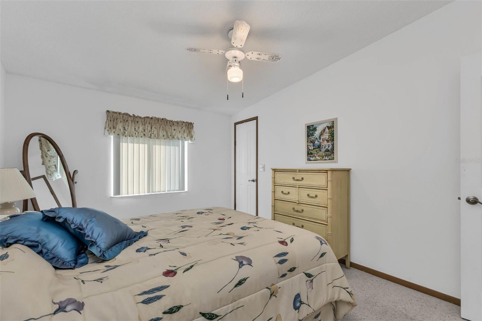 LA CASA MHP CO-OP - Residential