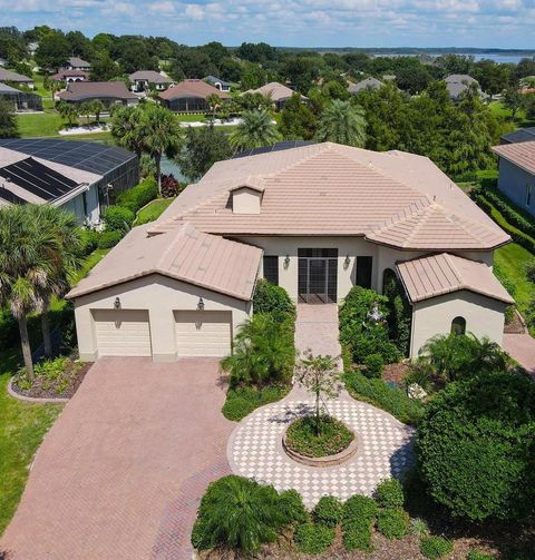 A home in LADY LAKE