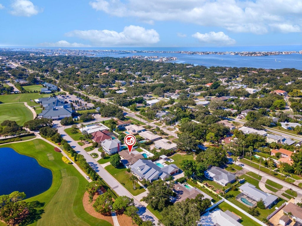 Photo of 1316 Golf View Drive, Belleair, FL 33756 (MLS # TB8558935)