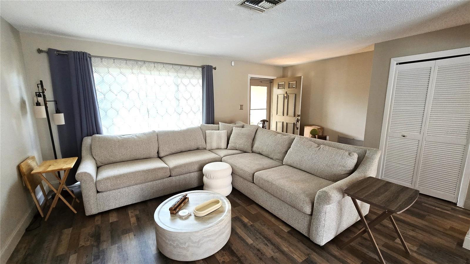 3437 DOVE HOLLOW COURT