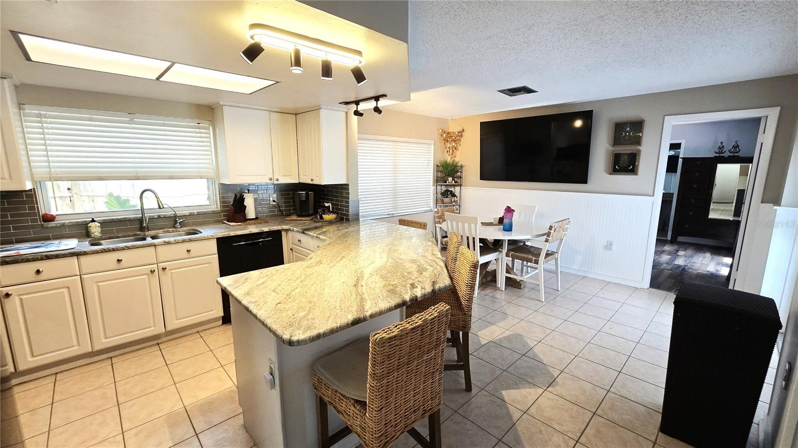 3437 DOVE HOLLOW COURT
