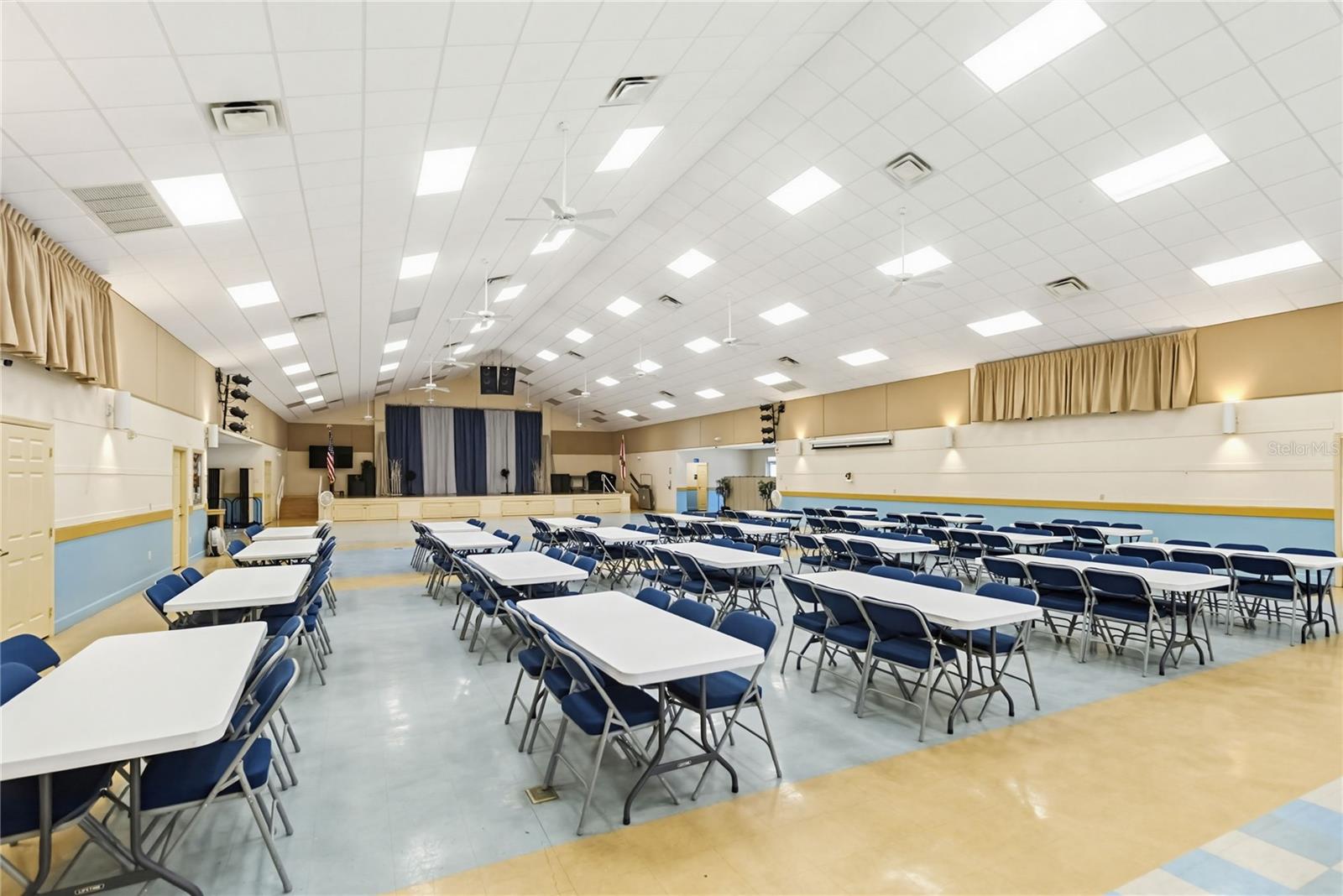 PENNBROOKE PH 02P LT P1 BEING IN 18-19-24 - Residential