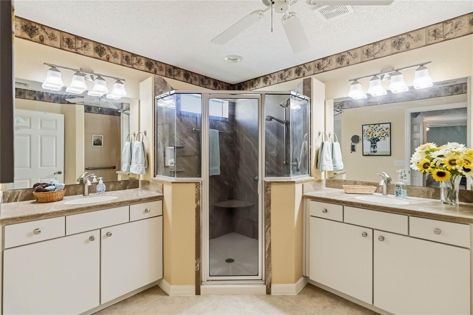 PENNBROOKE PH 02P LT P1 BEING IN 18-19-24 - Residential