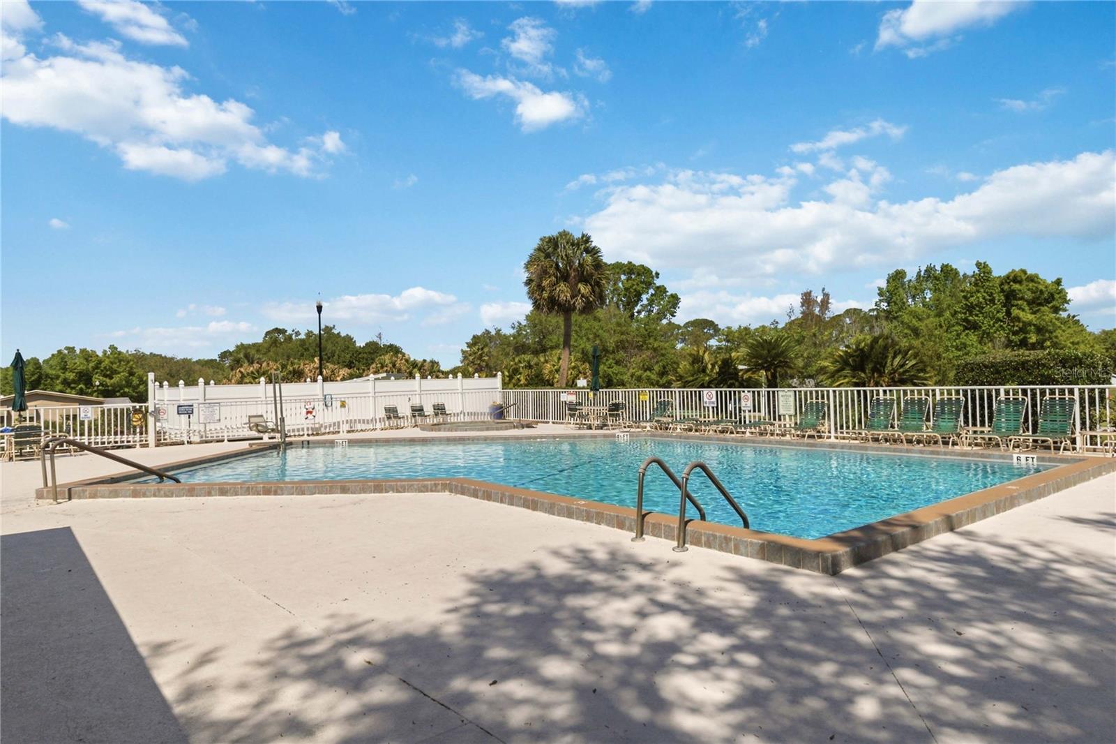 PENNBROOKE PH 02P LT P1 BEING IN 18-19-24 - Residential