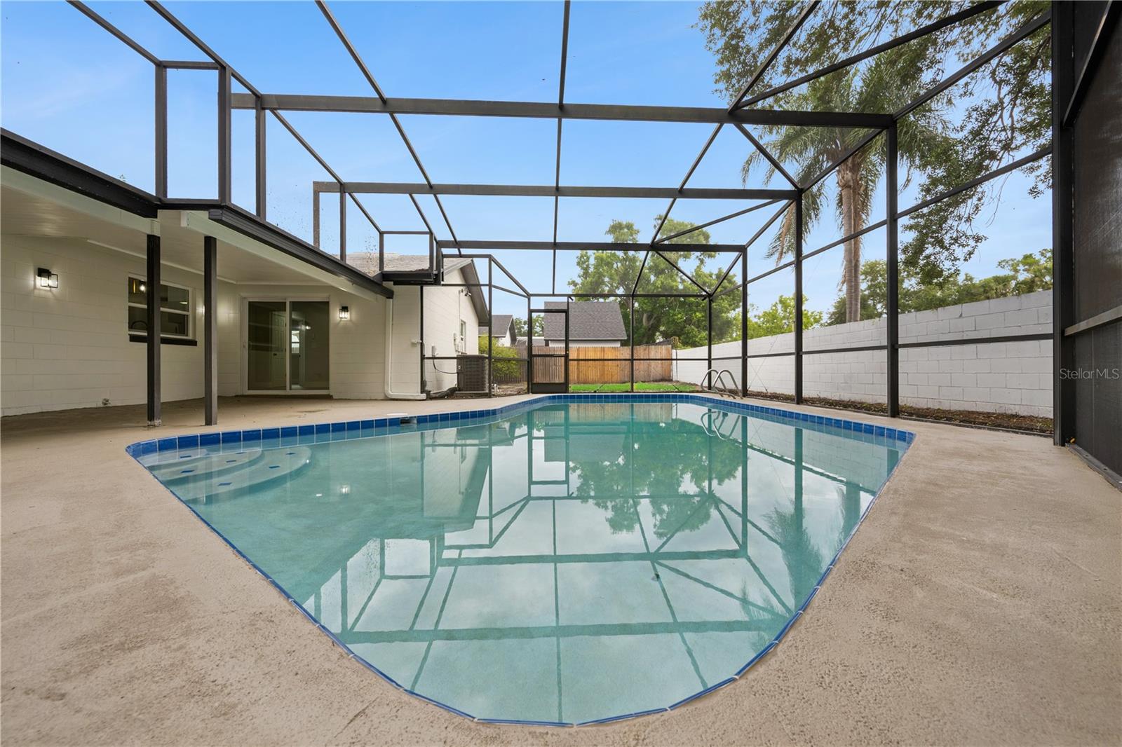 CASA ALOMA - Residential
