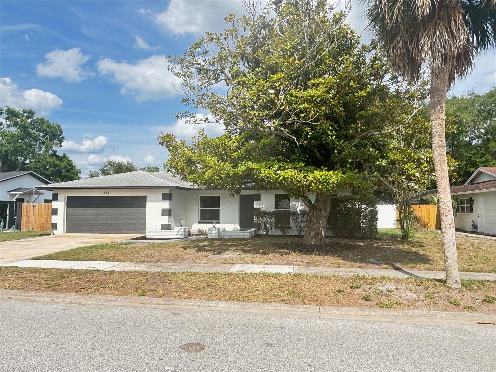 1438 TIERRA CIRCLE