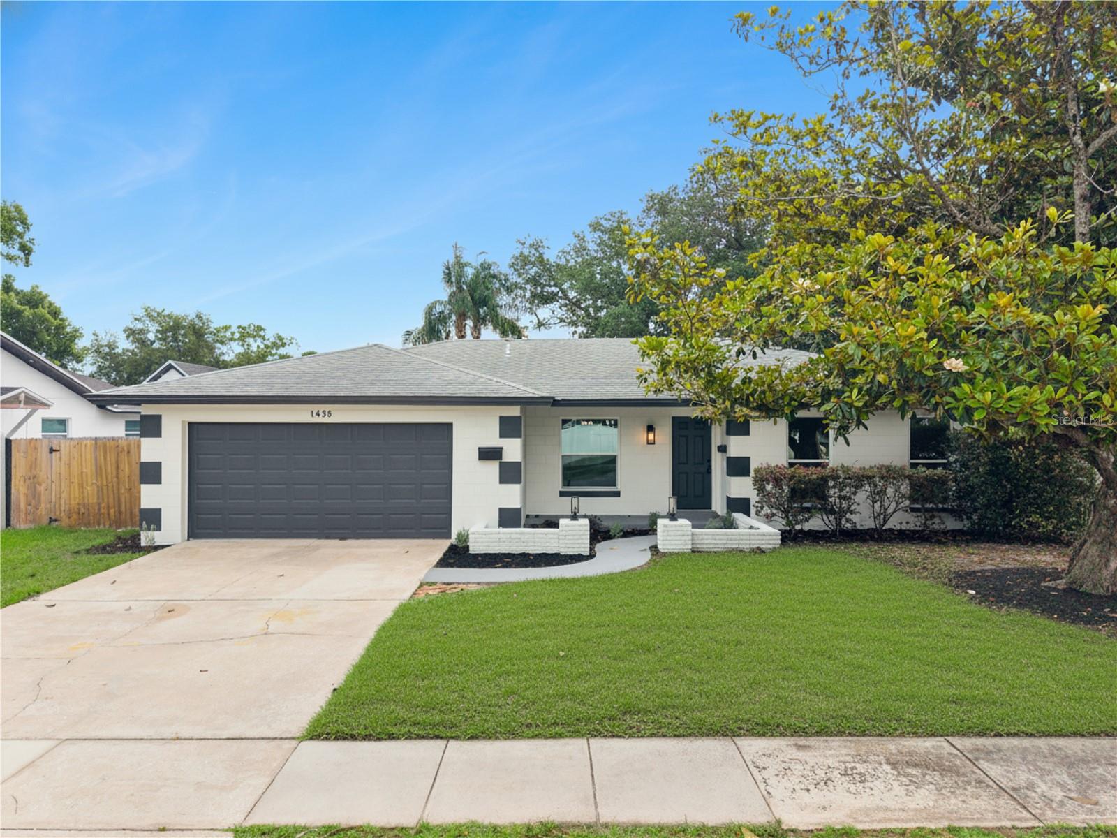 CASA ALOMA - Residential