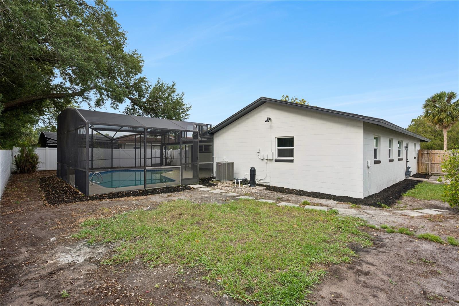 CASA ALOMA - Residential