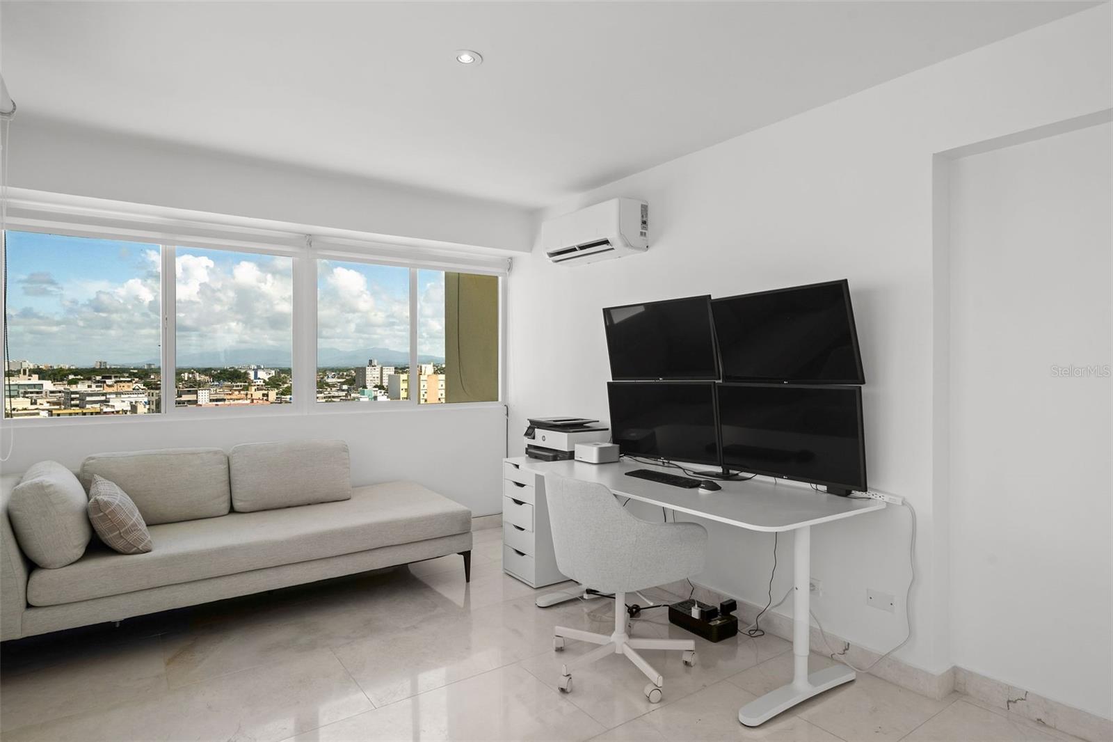 TAFT TOWERS PH9A - Residential