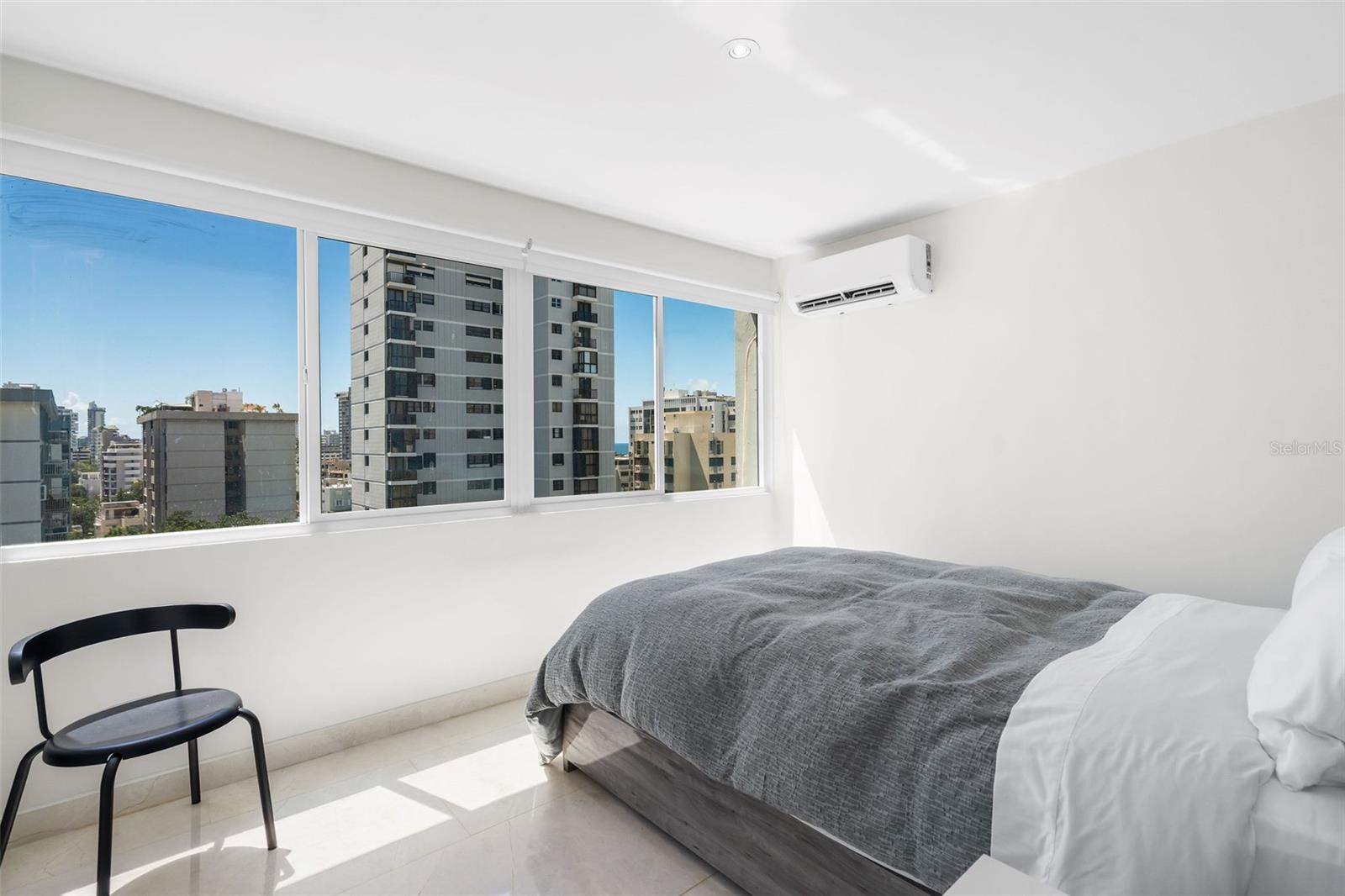 TAFT TOWERS PH9A - Residential