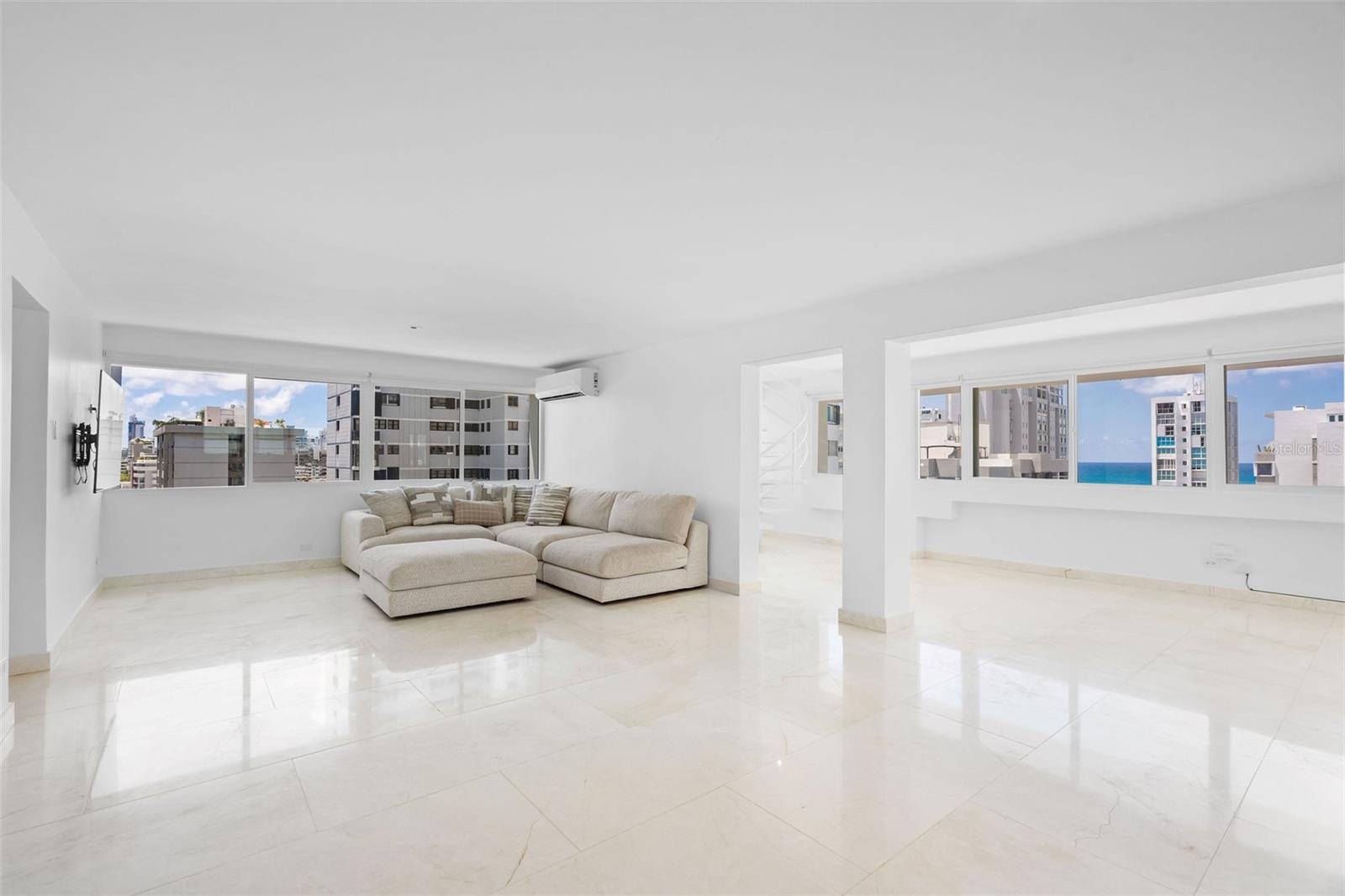 TAFT TOWERS PH9A - Residential