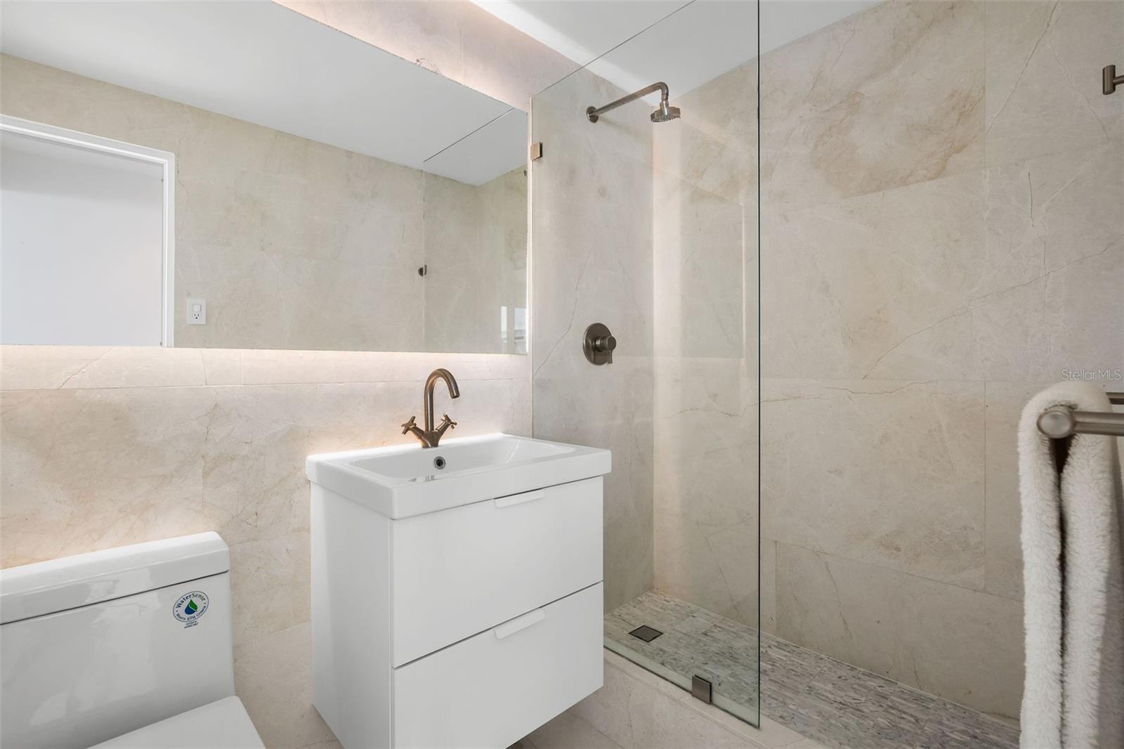 TAFT TOWERS PH9A - Residential