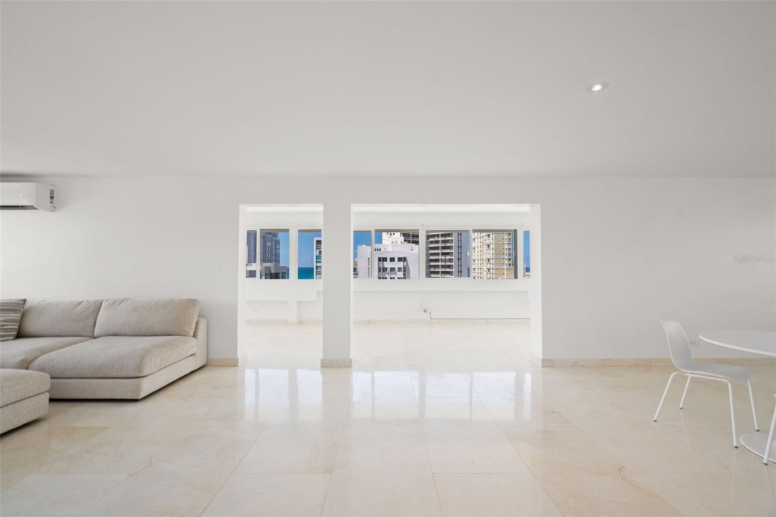 TAFT TOWERS PH9A - Residential