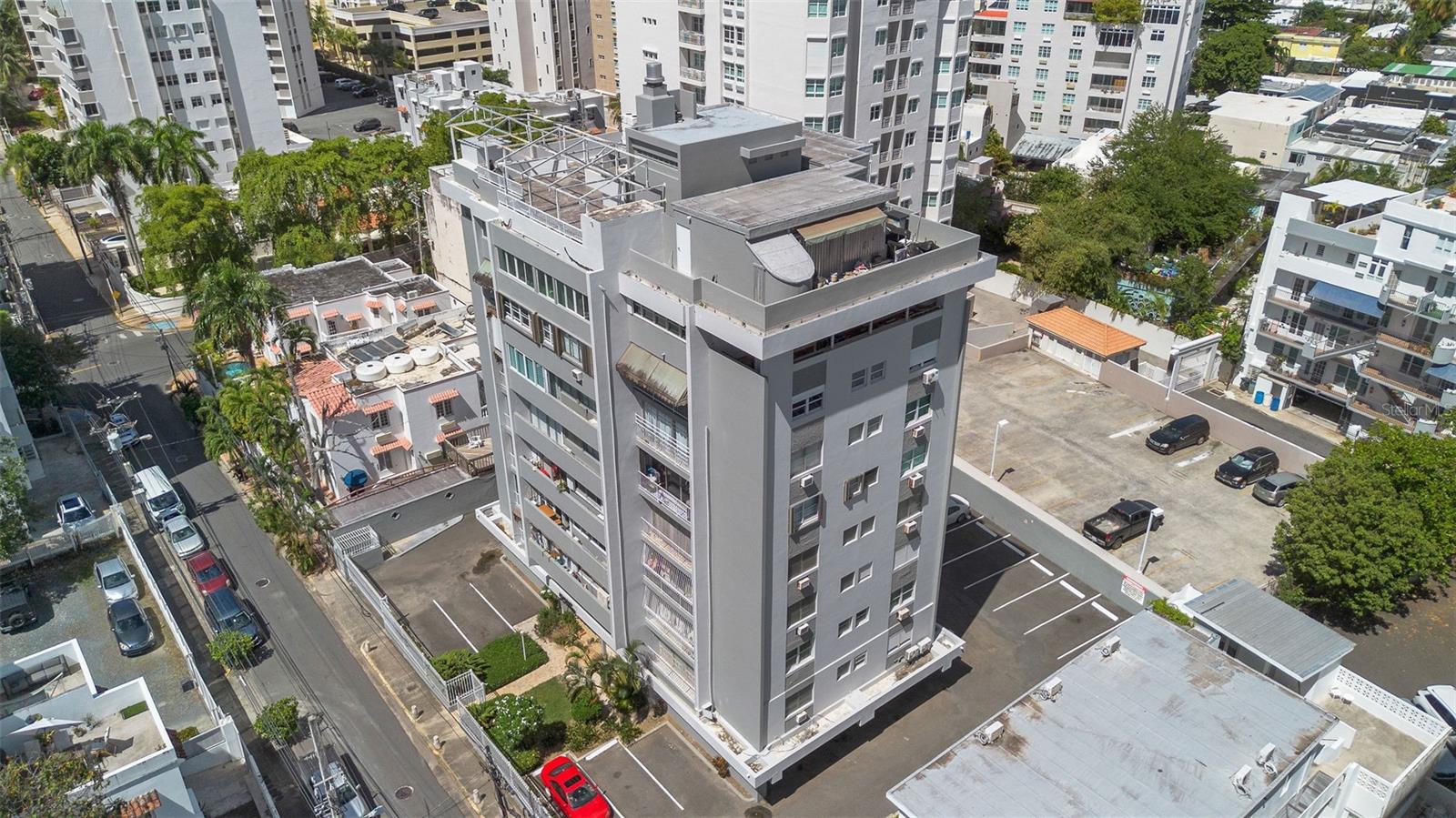 TAFT TOWERS PH9A - Residential