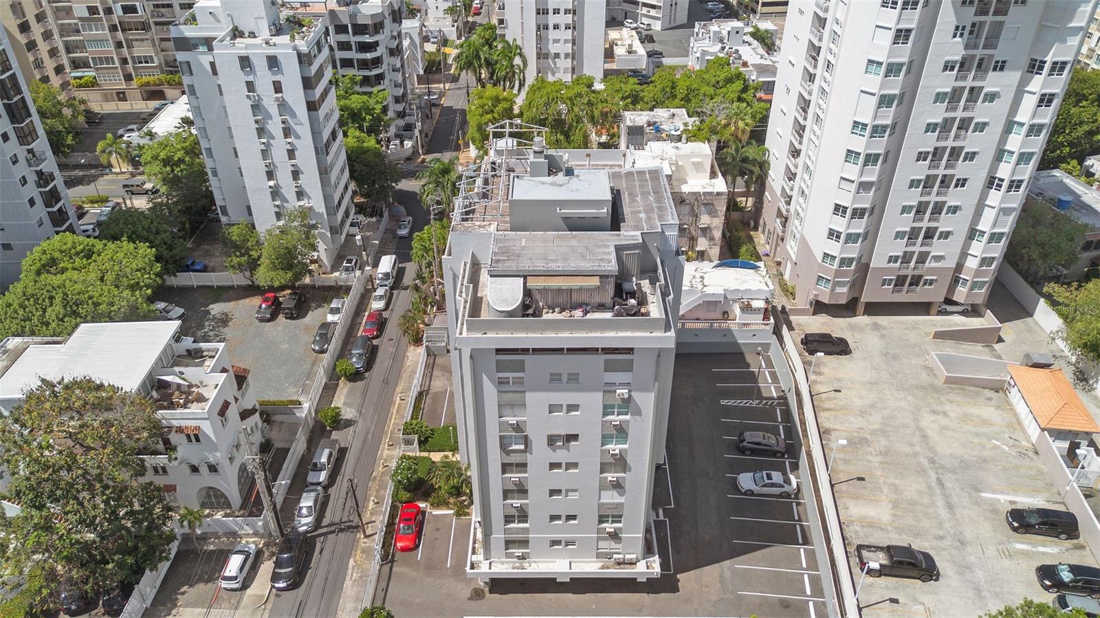 TAFT TOWERS PH9A - Residential