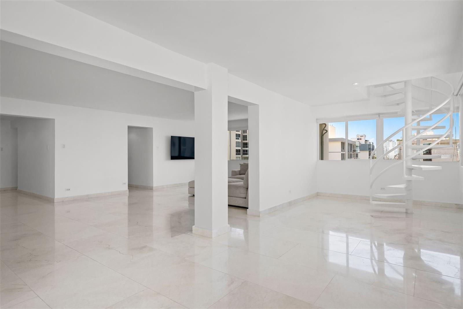 TAFT TOWERS PH9A - Residential