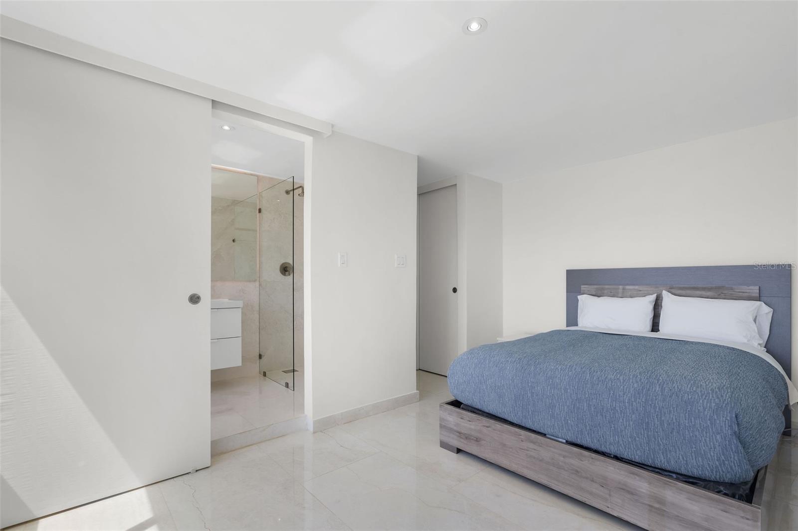 TAFT TOWERS PH9A - Residential