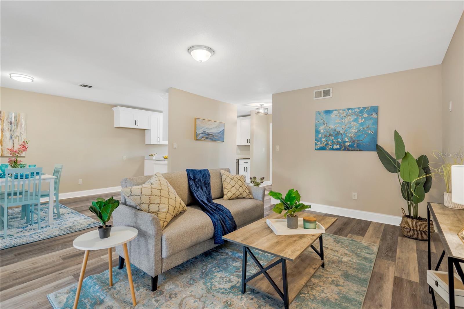 FLORAL GARDENS UNIT 1 - Residential