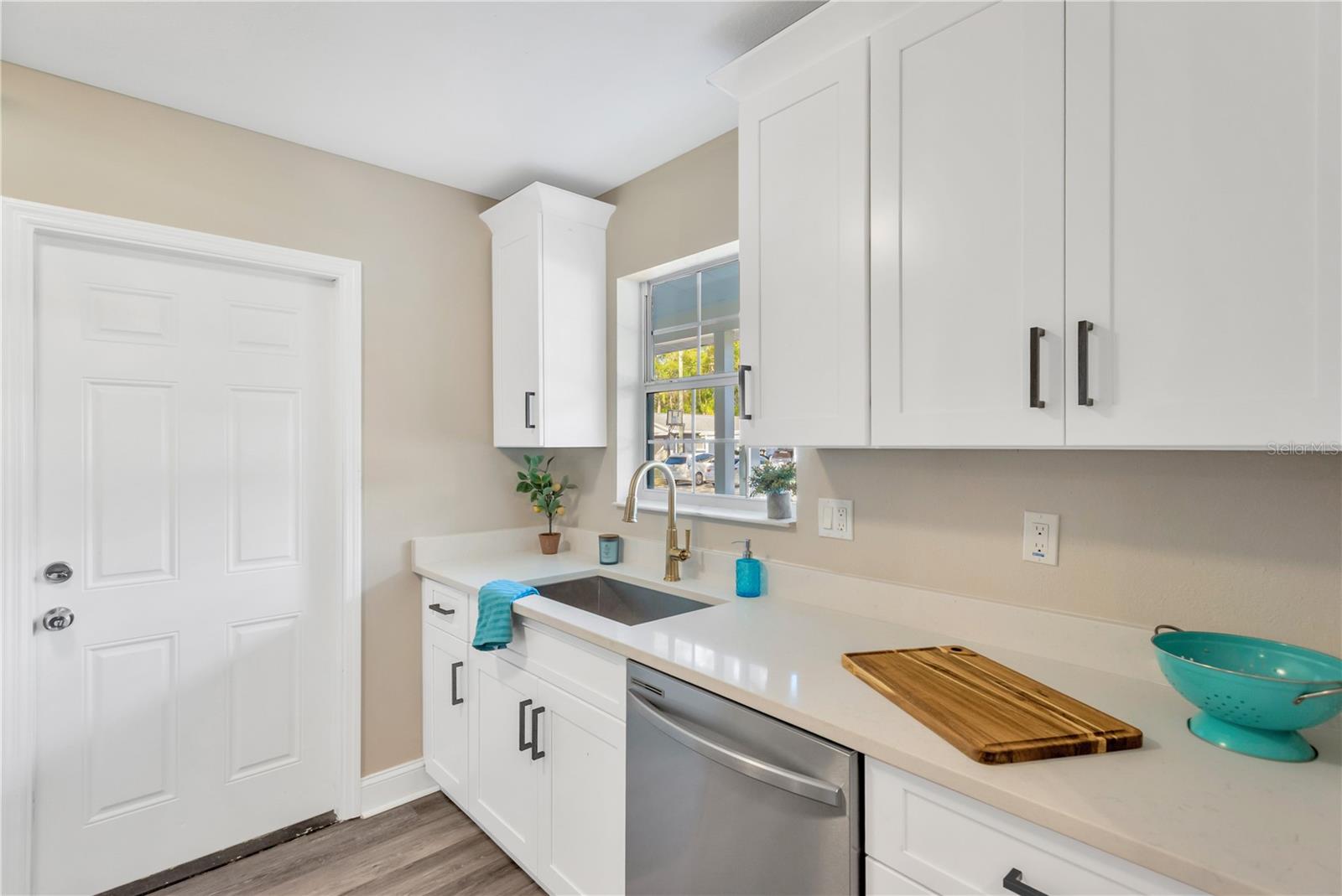 FLORAL GARDENS UNIT 1 - Residential