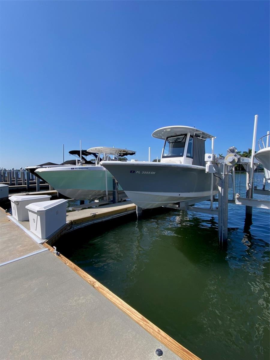 MARINA BAY - Residential