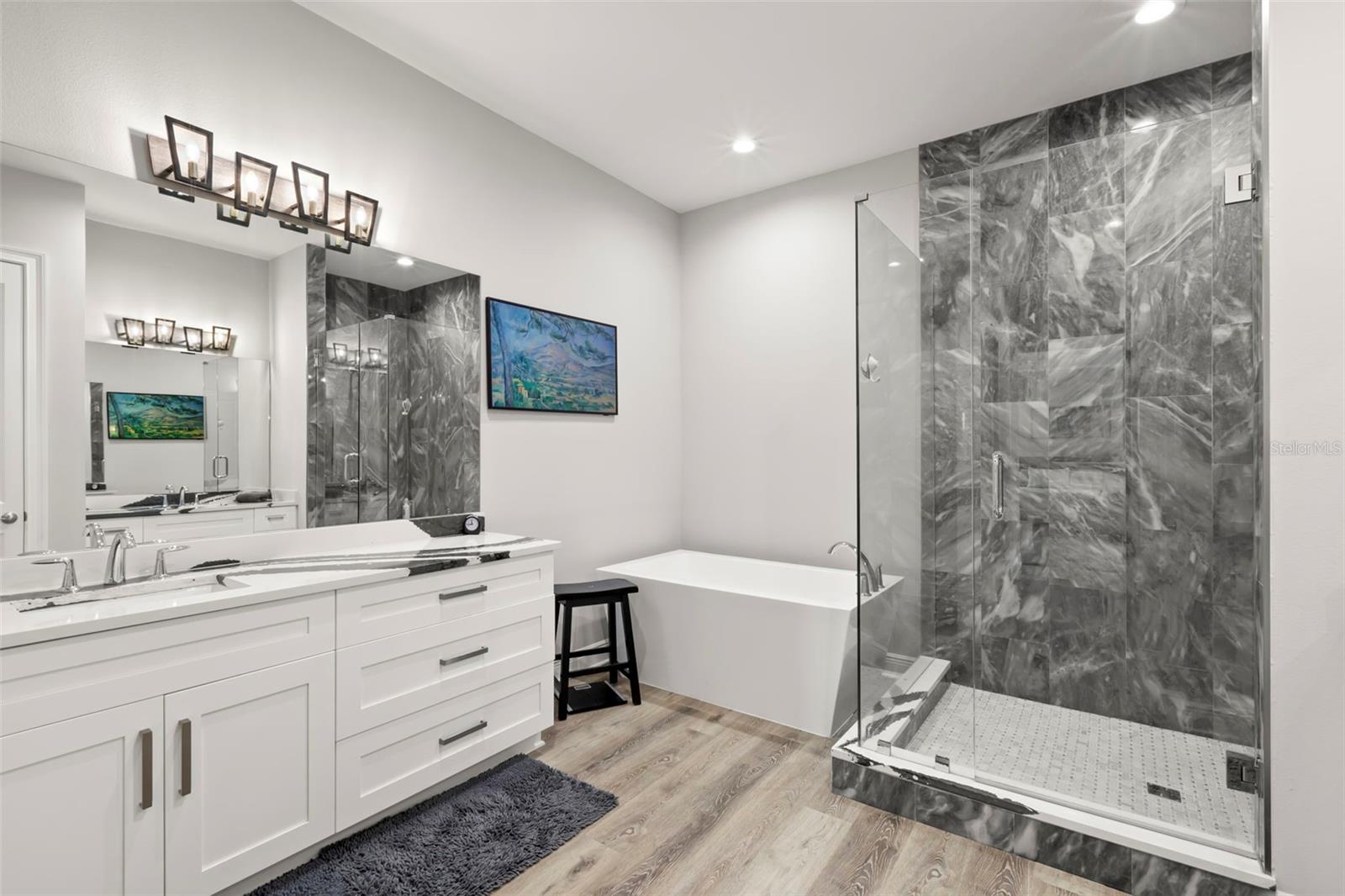 MARINA BAY - Residential