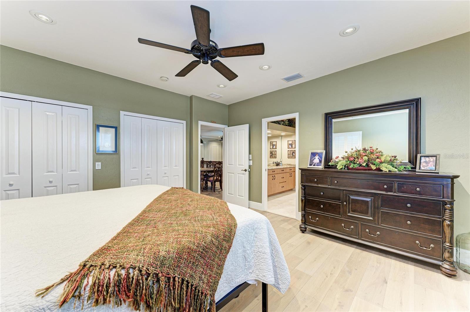 WASHINGTON LOOP - Residential