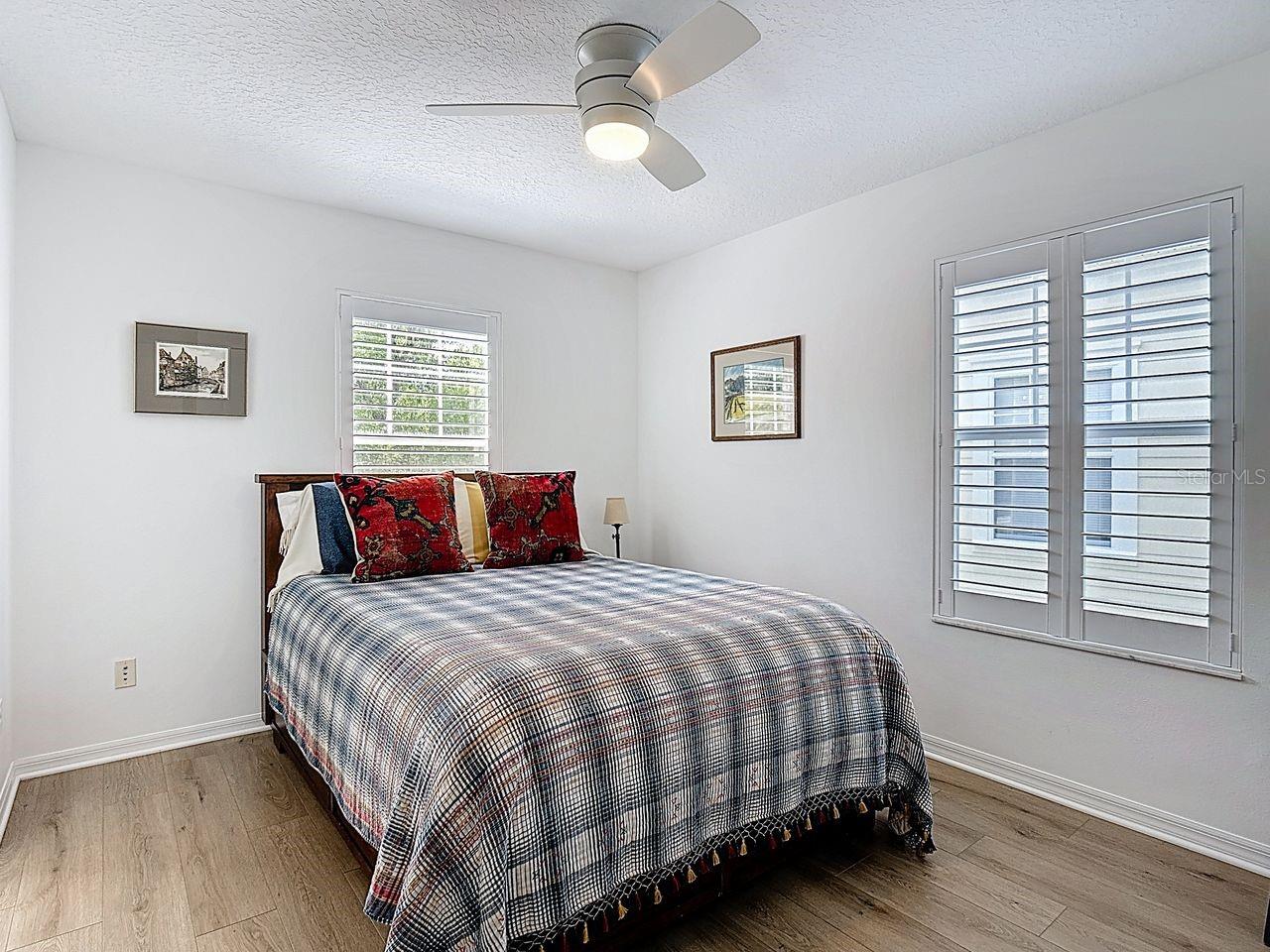 CELEBRATION ROSEVILLE CORNER - Residential