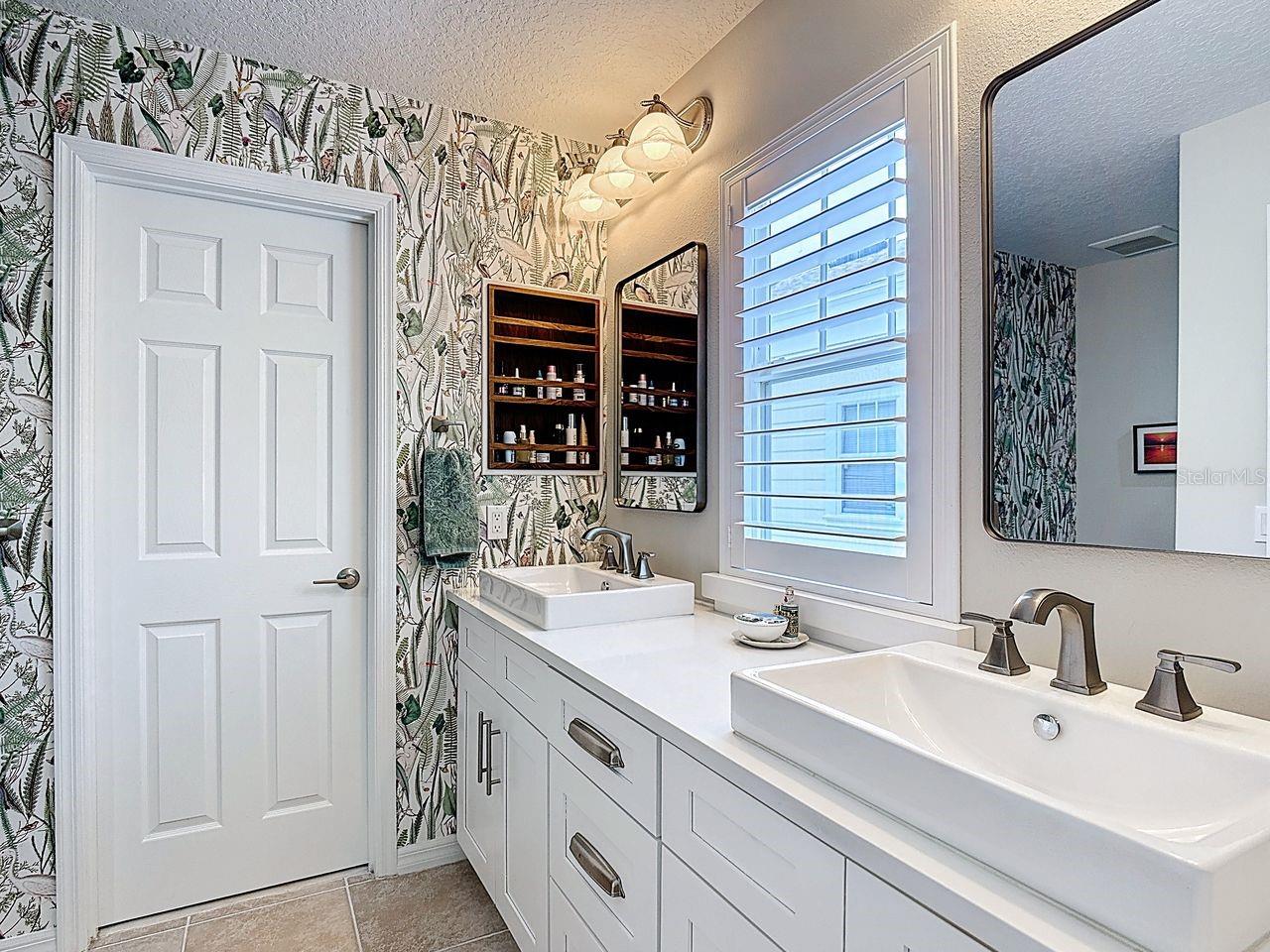 CELEBRATION ROSEVILLE CORNER - Residential