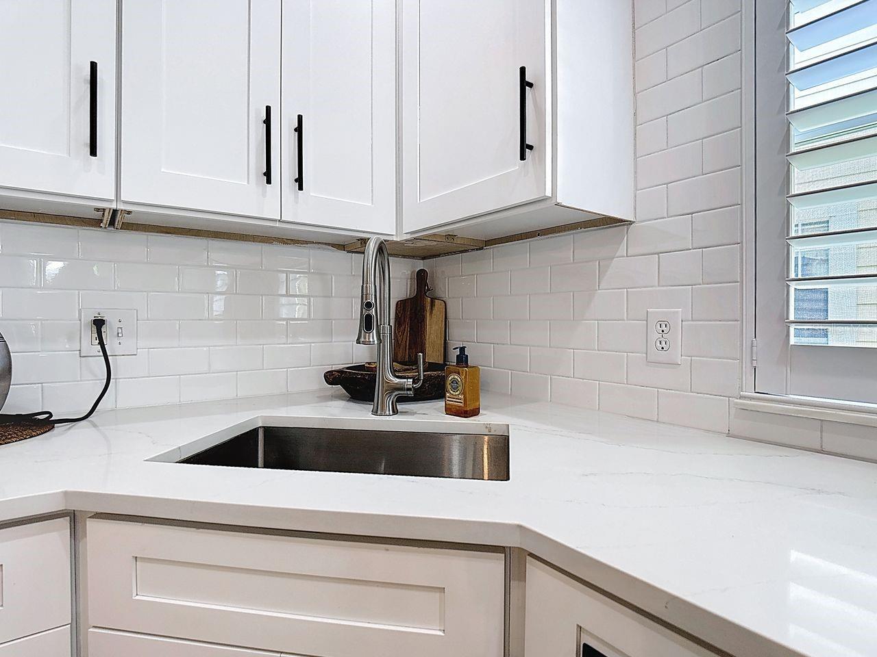 CELEBRATION ROSEVILLE CORNER - Residential