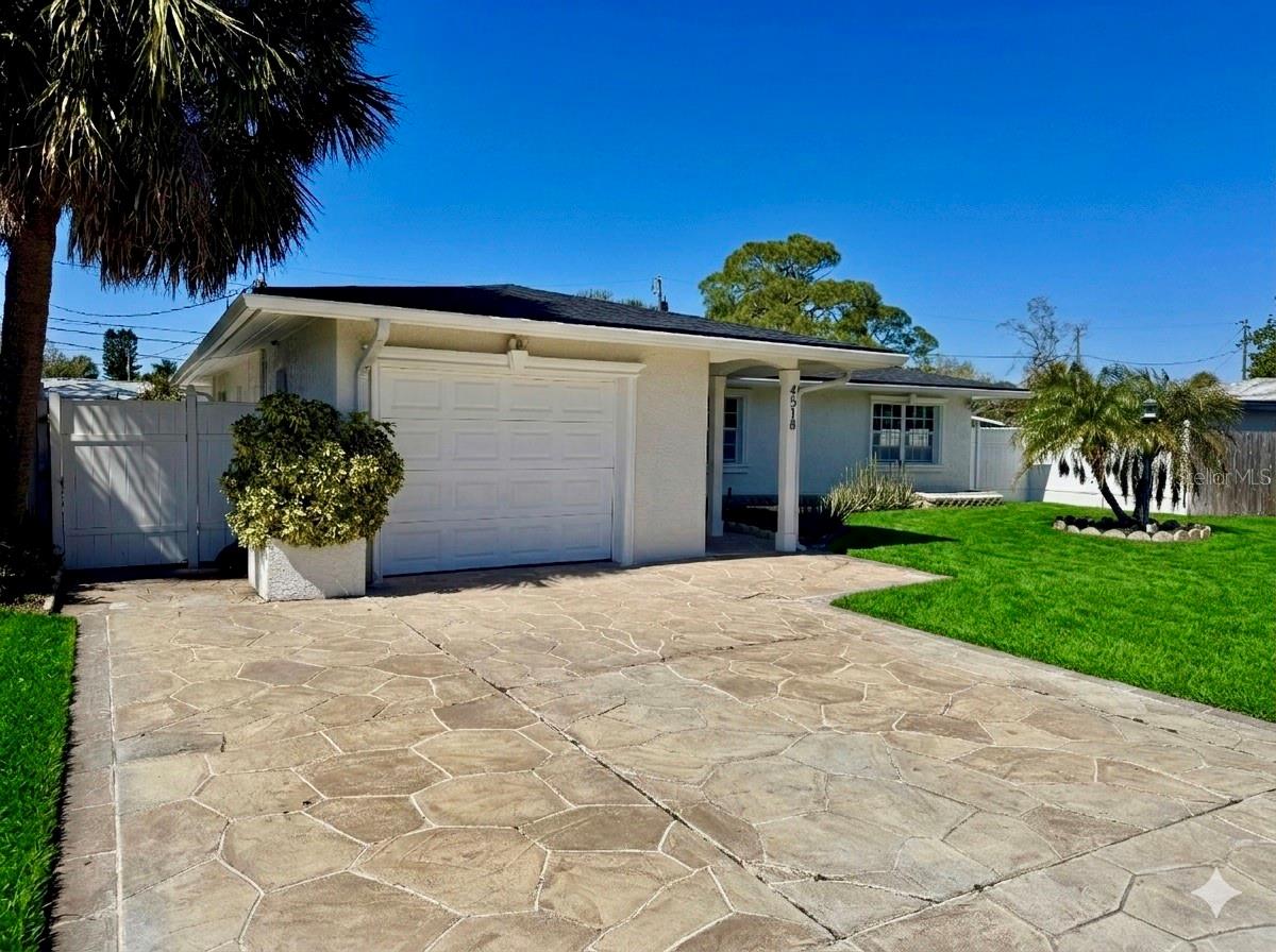 SHORE ACRES OVERLOOK SEC - Residential