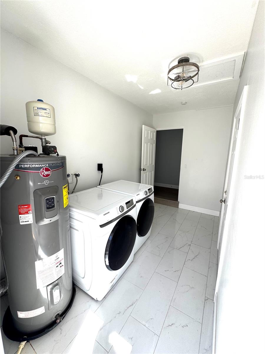 SHORE ACRES OVERLOOK SEC - Residential