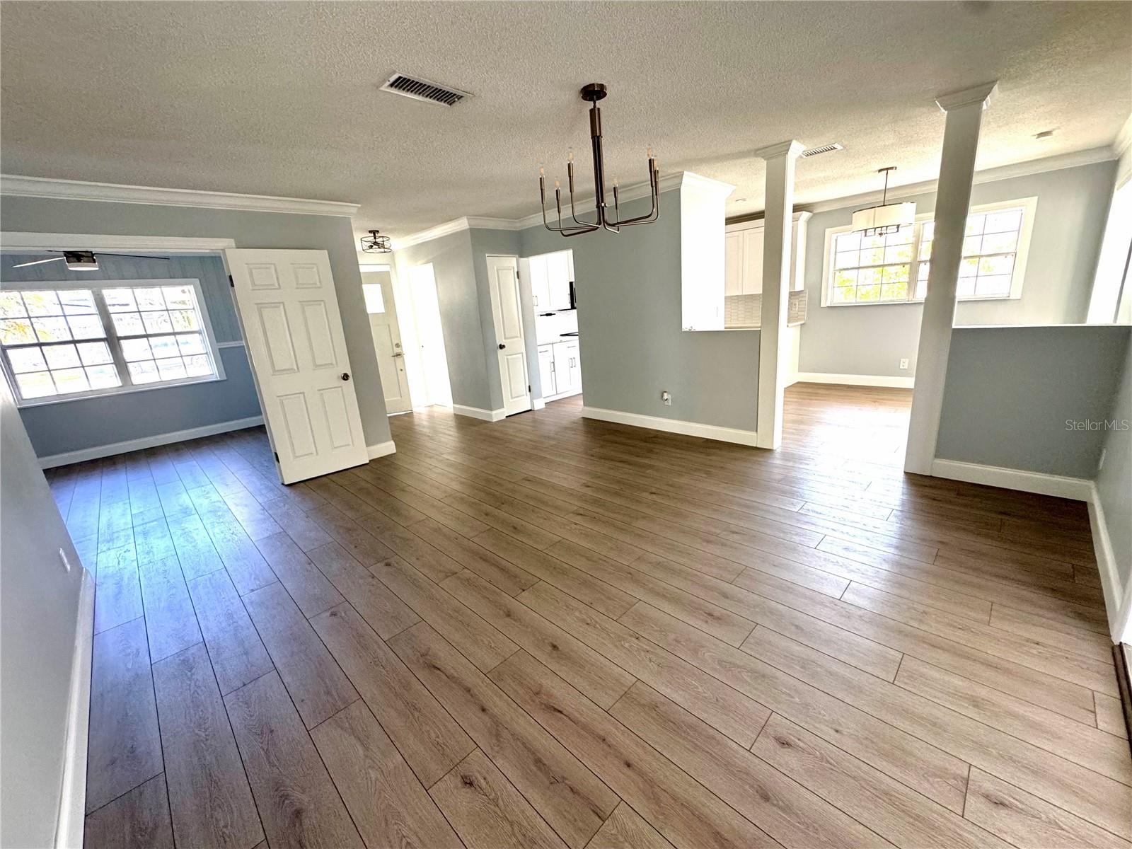 SHORE ACRES OVERLOOK SEC - Residential